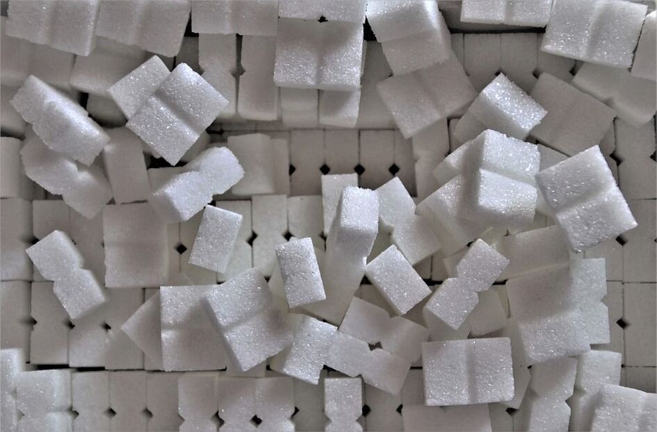 захарта е враг на отслабването