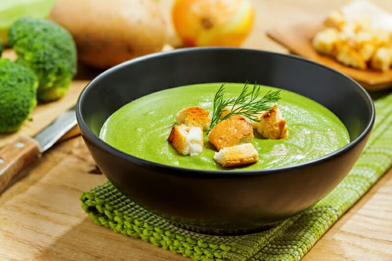 Крем супа от броколи в хранителното меню за отслабване